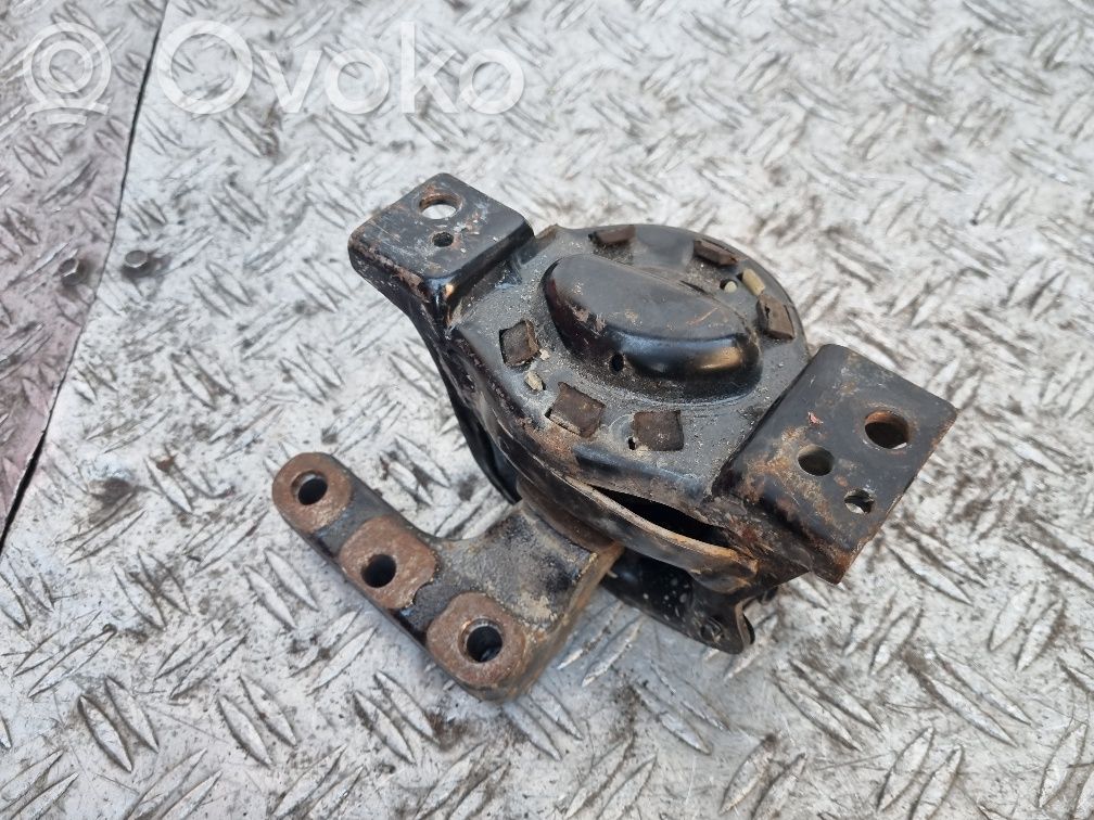 Citroen C3 Engine mount bracket 