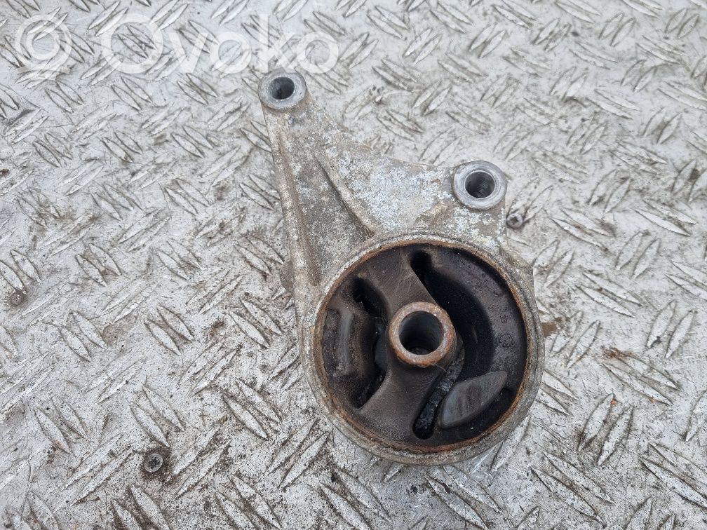 Opel Astra H Engine mount bracket 