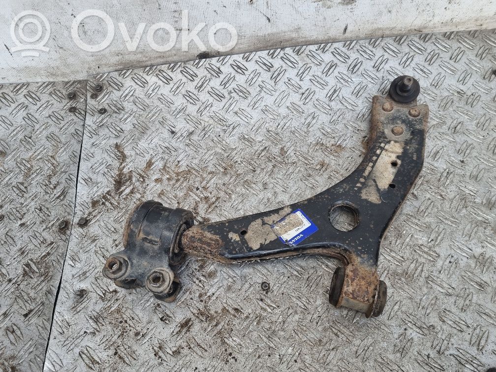 Volvo S40 Dakša 