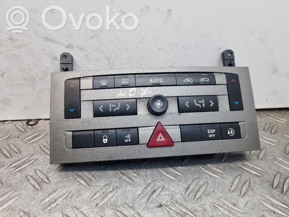 Peugeot 407 Climate control unit 