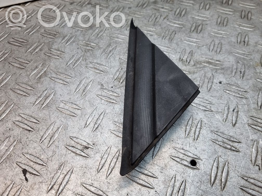 Lancia Ypsilon Muovisen sivupeilin kotelo 