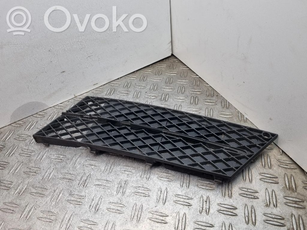 BMW 5 E60 E61 Front bumper lower grill 