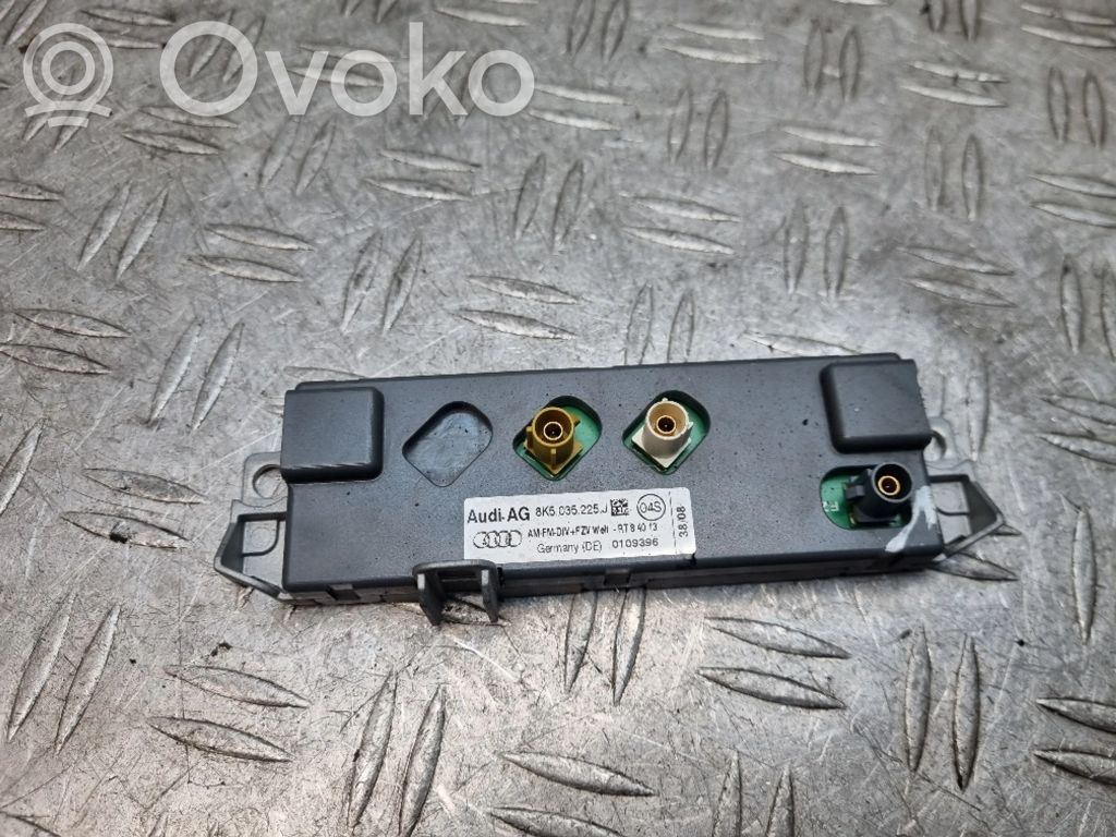 Audi A4 S4 B8 8K Pystyantennivahvistin 