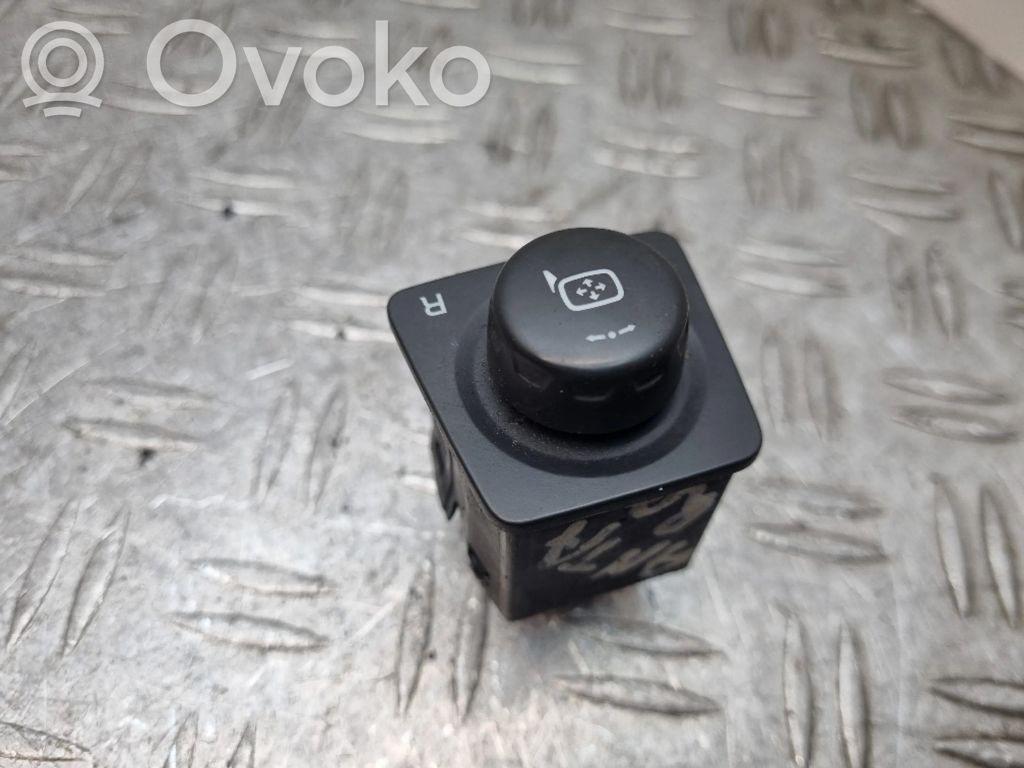 Opel Antara Wing mirror switch 