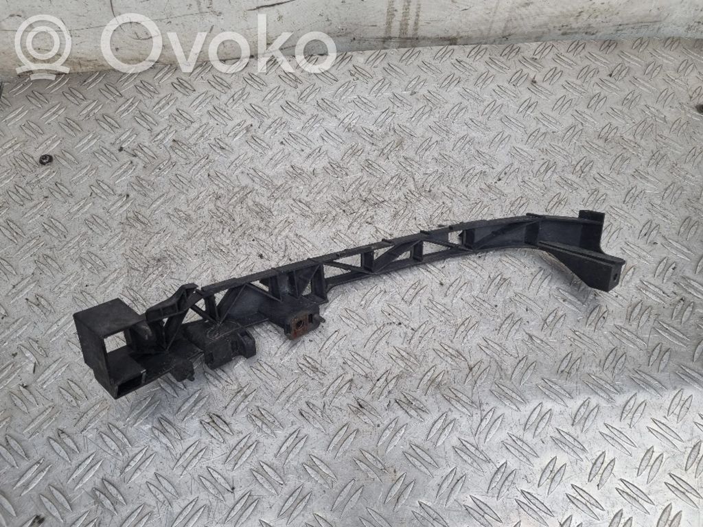 Headlight/headlamp mounting bracket   C29150151,K4150