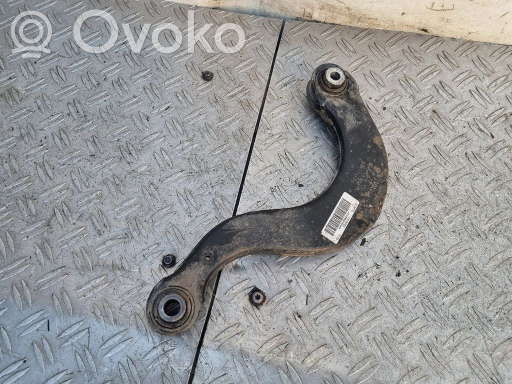 Volkswagen Golf VII Rear control arm 