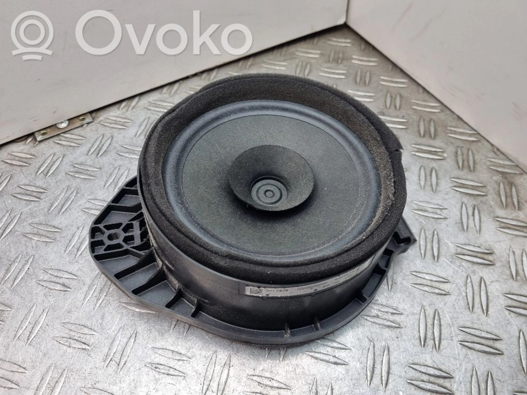 Opel Astra K Rear door speaker 