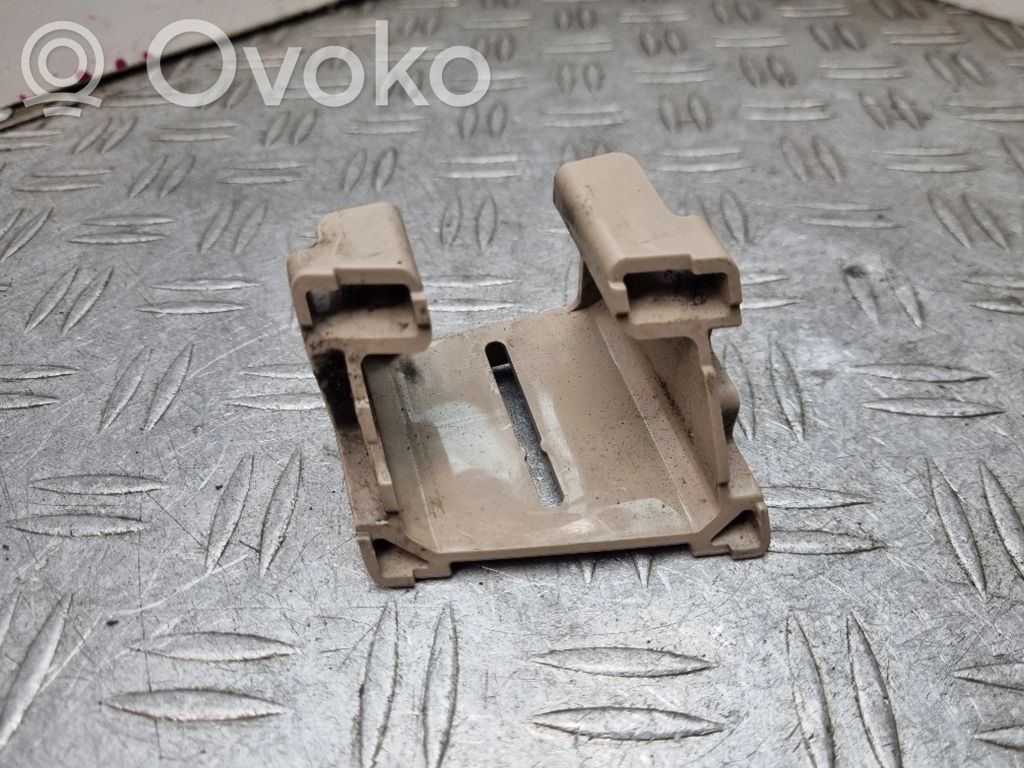 Uchwyt dyszy spryskiwacza reflektorów   GDK1518G1,41654