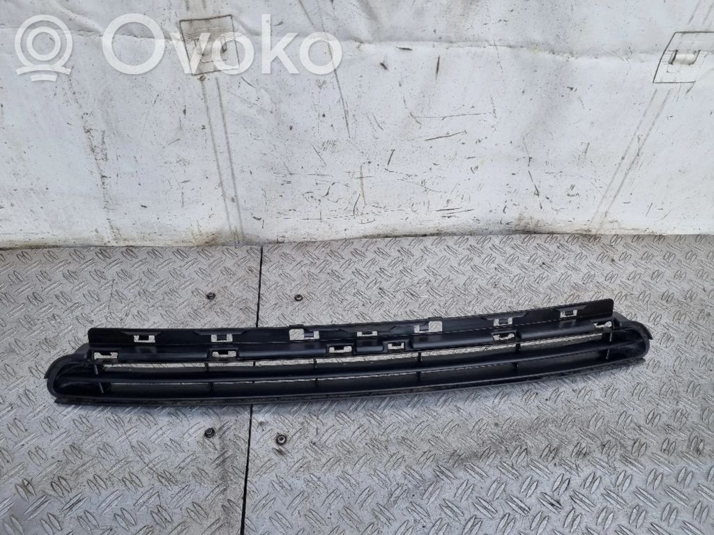 Citroen C5 Apakšējais režģis (trīsdaļīgs) 