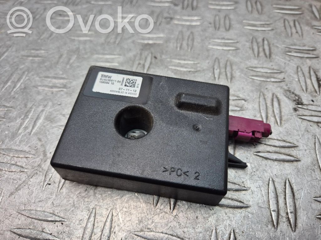 BMW X6 E71 Aerial antenna amplifier 
