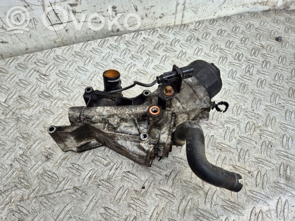 Opel Meriva B Oil filter mounting bracket 