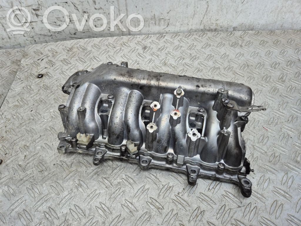 Opel Astra J Ieplūdes kolektors 