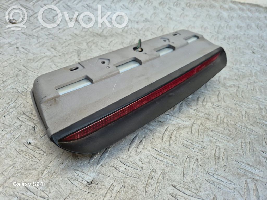 Subaru Impreza II Third/center stoplight 
