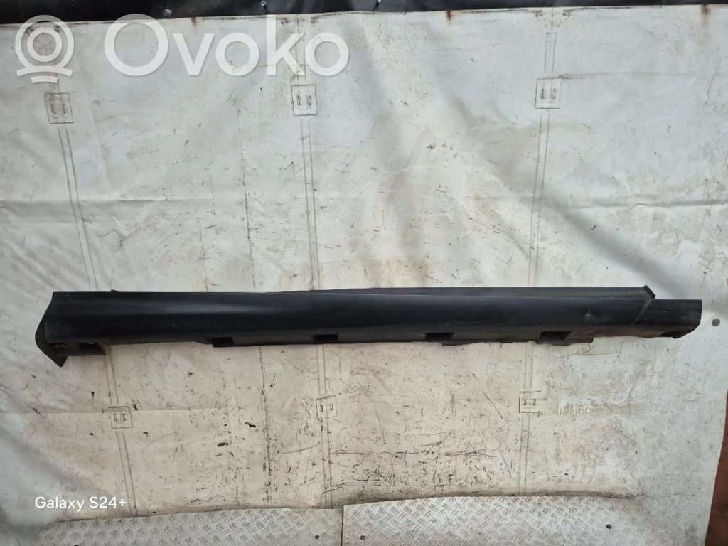 Ford Focus Sill 