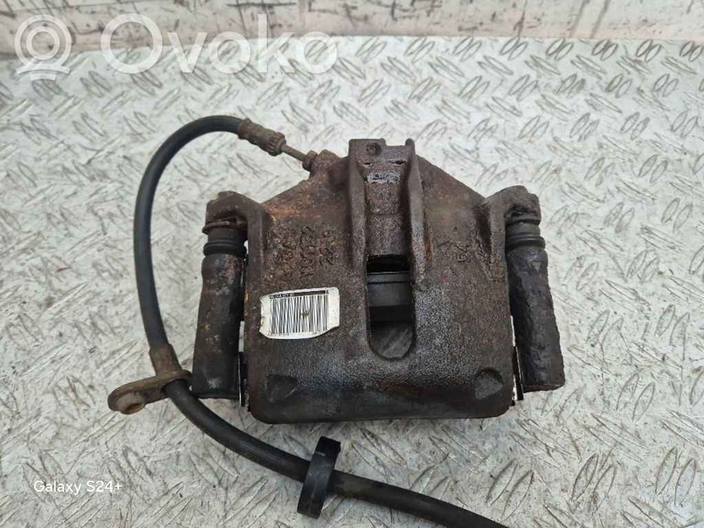 Opel Crossland X Front brake caliper 