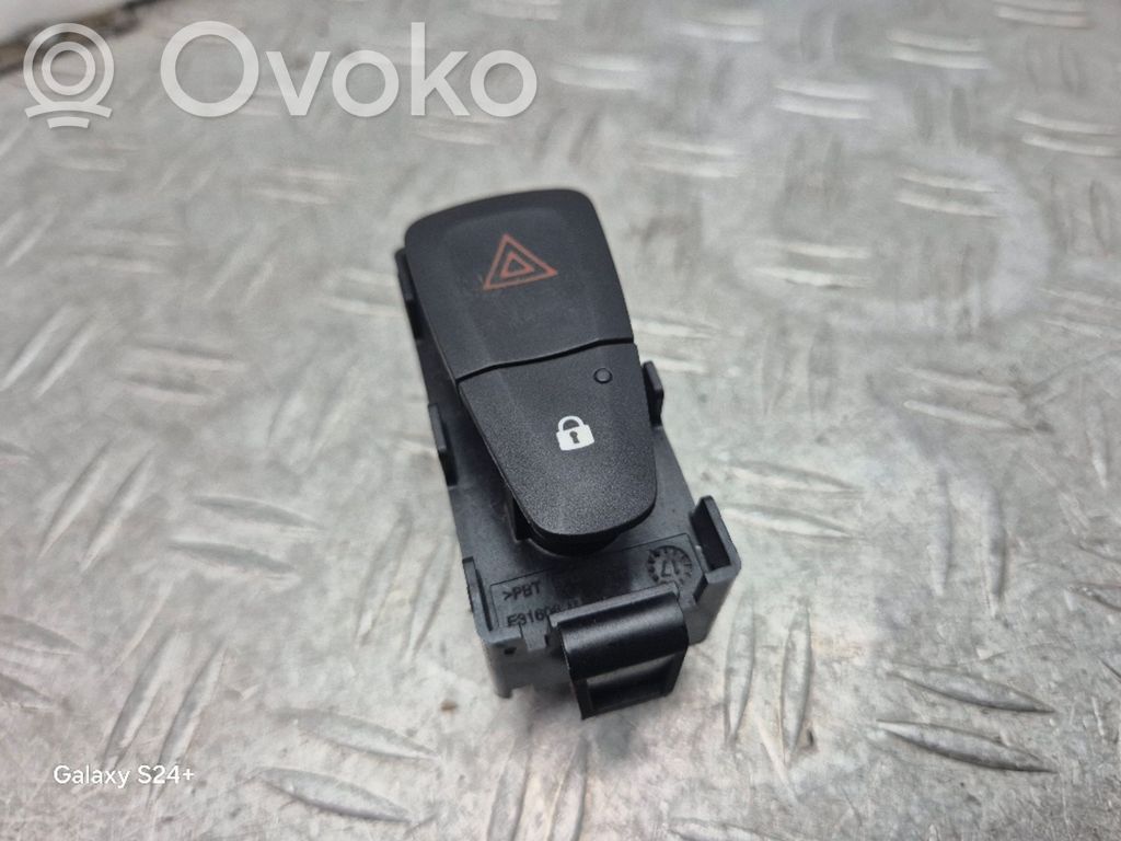 Dacia Sandero II Hazard light switch 