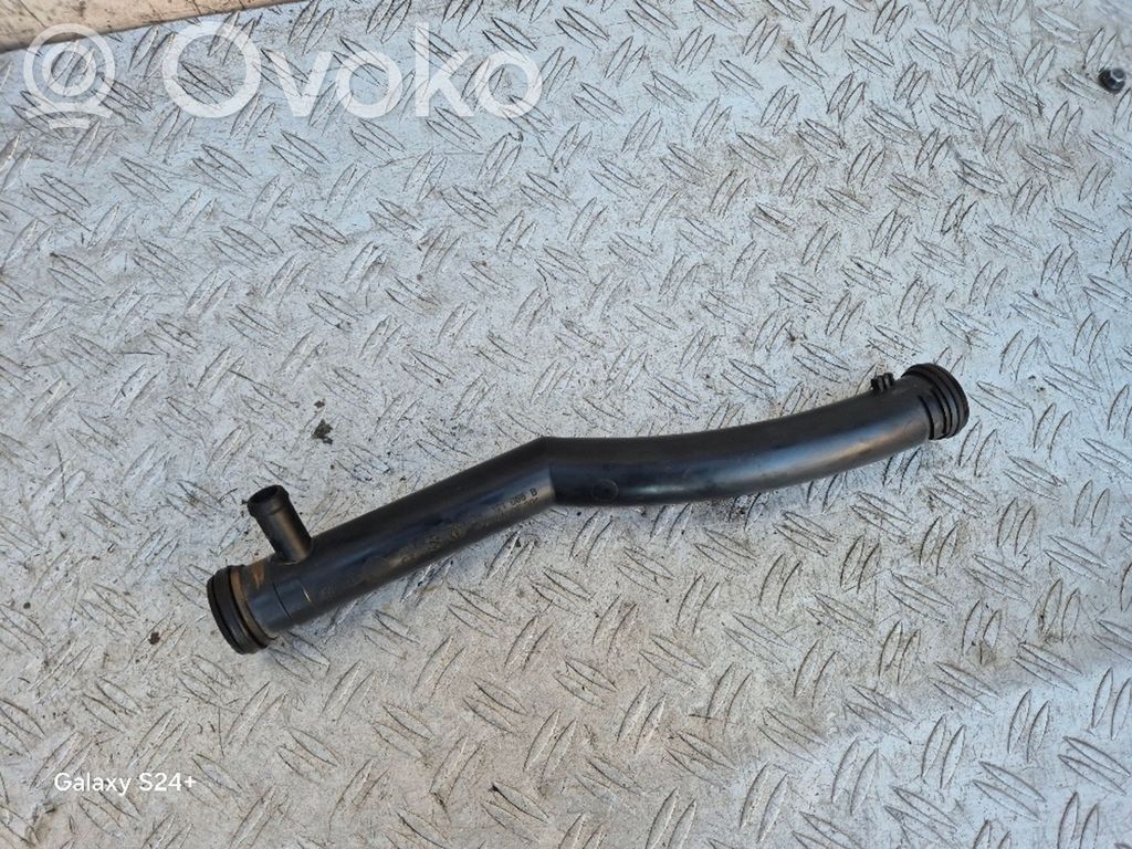 Skoda Octavia Mk2 (1Z) Engine coolant pipe/hose 
