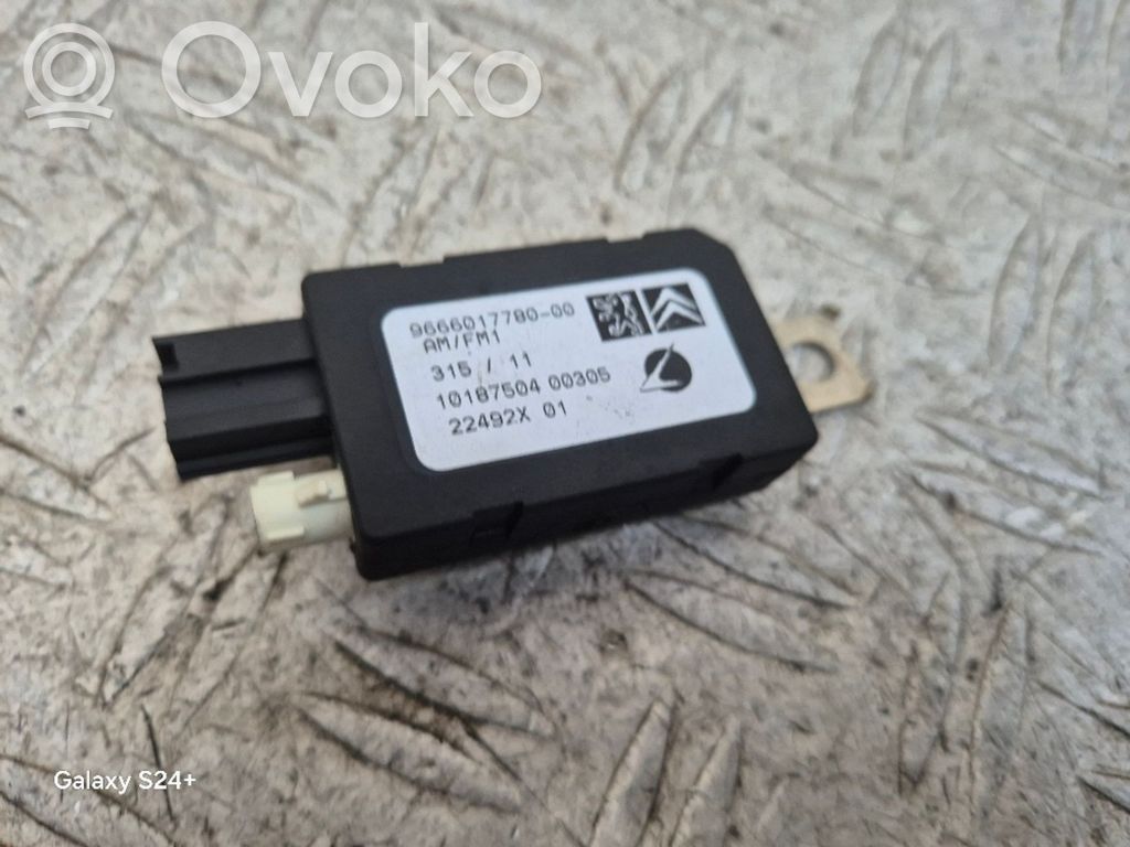 Citroen DS4 Antenos stiprintuvas 