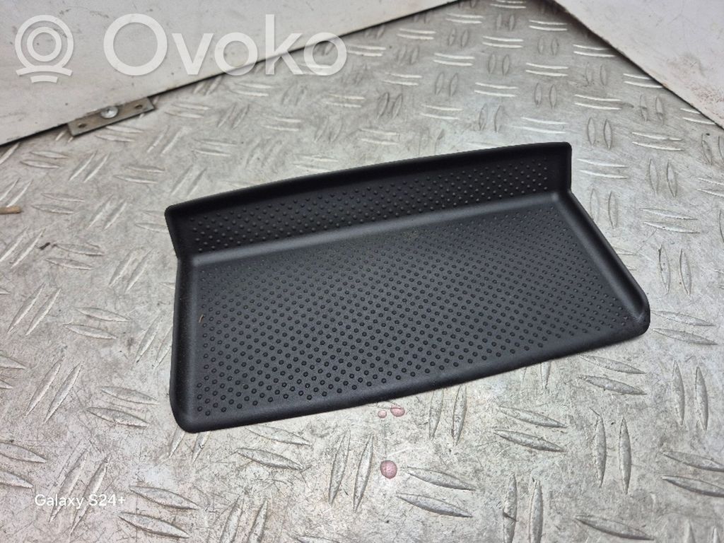 Skoda Octavia Mk2 (1Z) Pólka deski rozdzielczej 