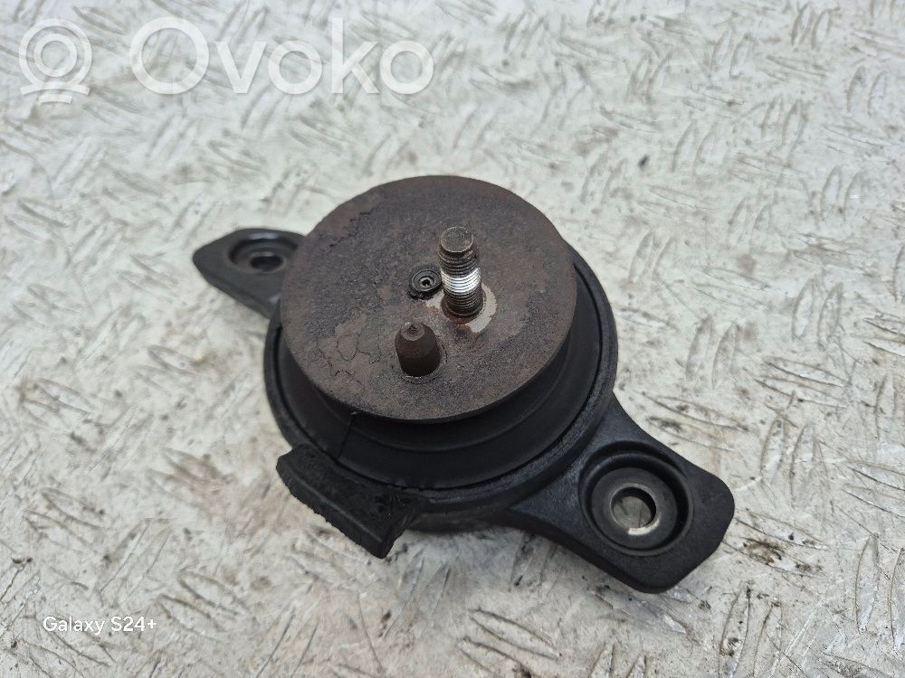 Engine mount bracket   41022AG111