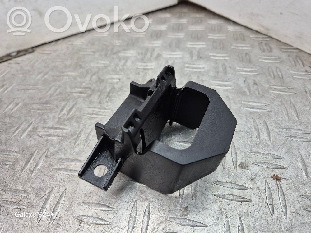 BMW X1 E84 Fixation de radiateur 