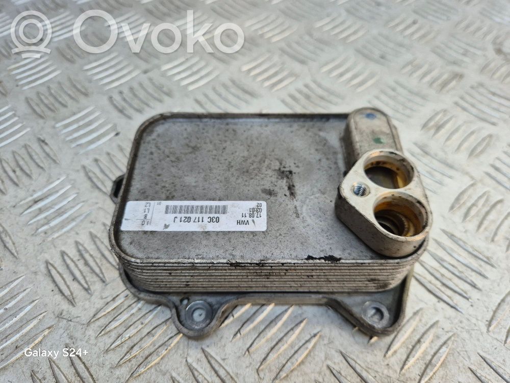 Volkswagen Golf Plus Engine oil radiator 