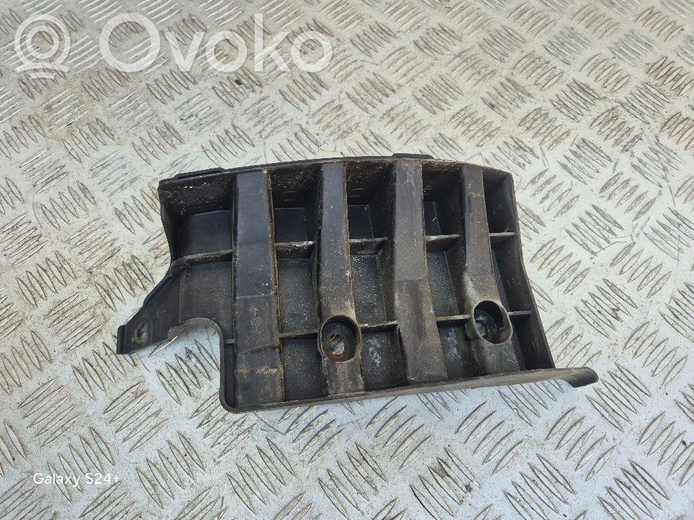 Audi A6 S6 C6 4F Rear bumper mounting bracket 