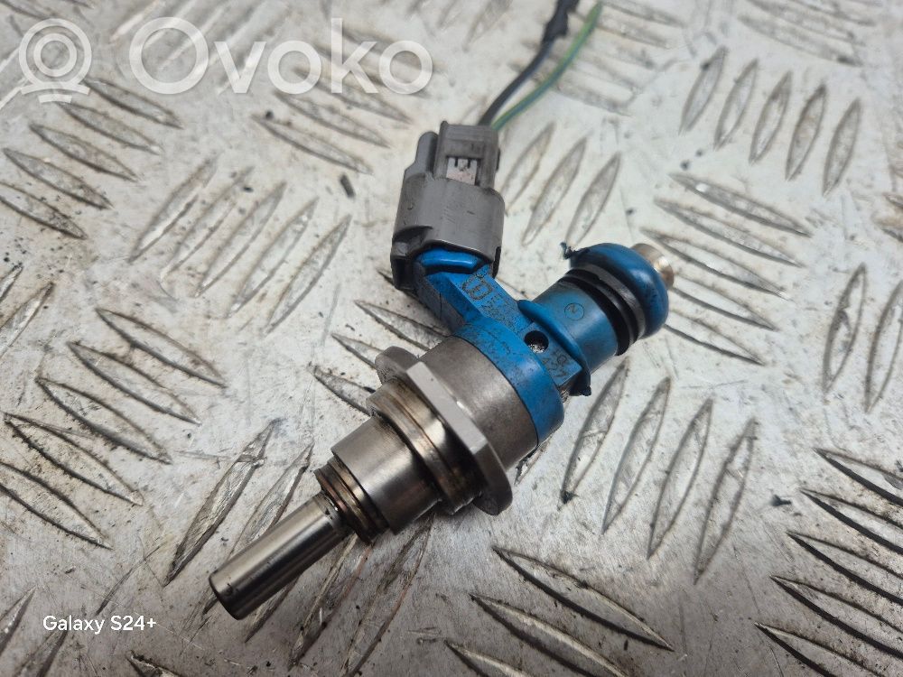 Mazda 6 Fuel injector 