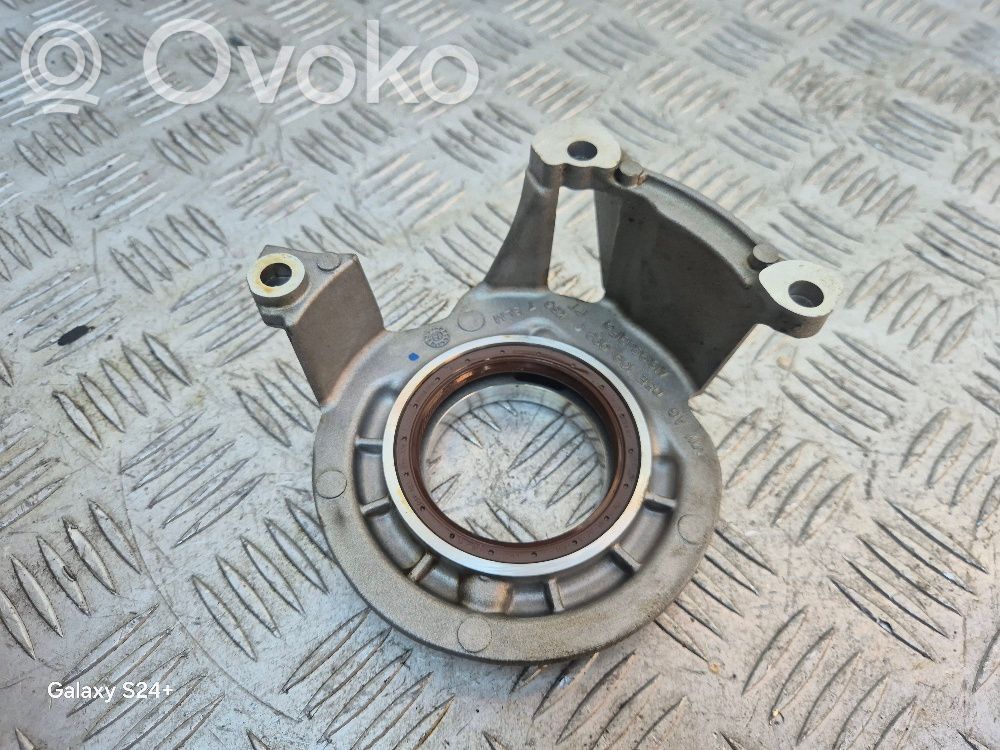 Volkswagen PASSAT B8 Kita variklio skyriaus detalė 
