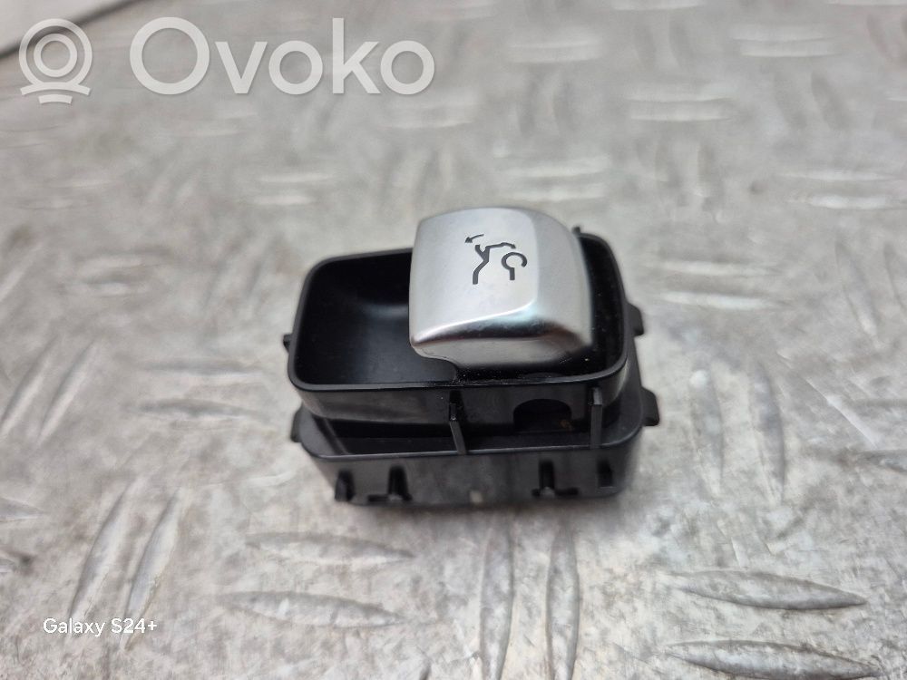 Mercedes-Benz E W213 Przełącznik / Przycisk otwierania klapy bagażnika 