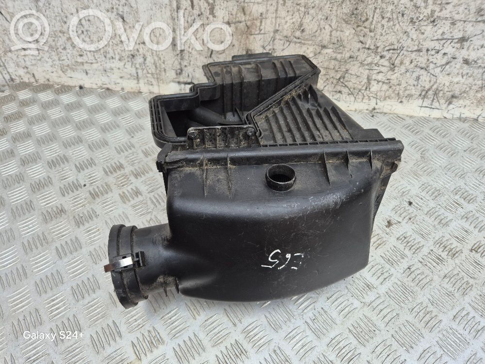 BMW 7 E65 E66 Air filter box 