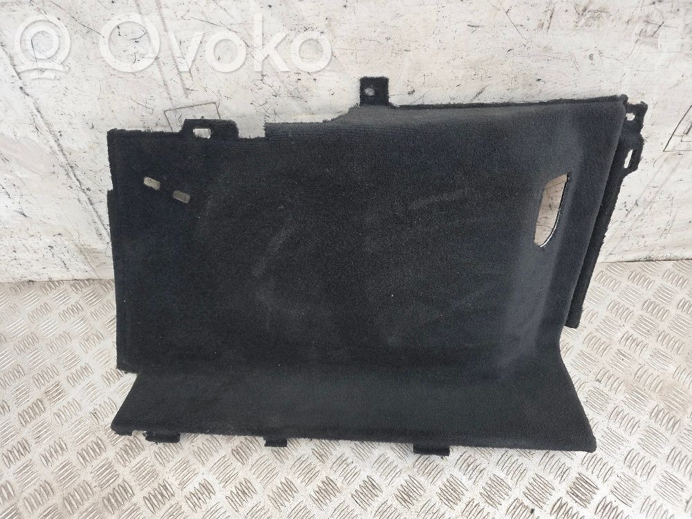 BMW 5 G30 G31 G38 Boczek / Tapicerka / bagażnika 