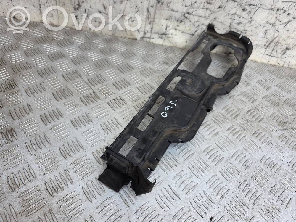Volvo V60 Radiatoriaus oro nukreipėjas (-ai) 