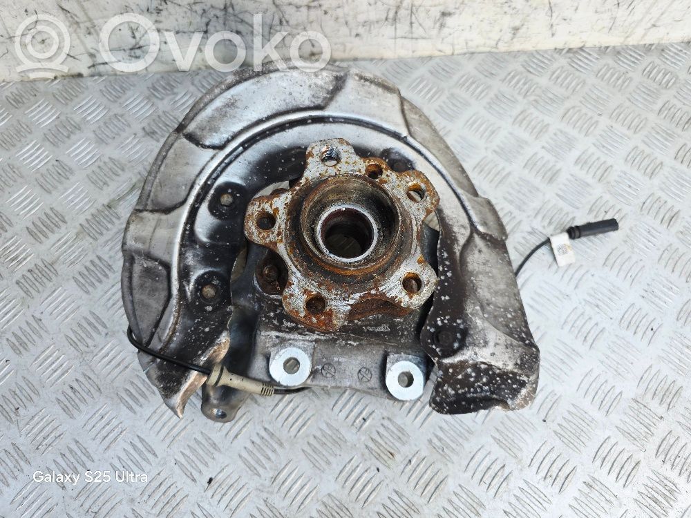 BMW 5 G30 G31 G38 Piasta koła tylnego 