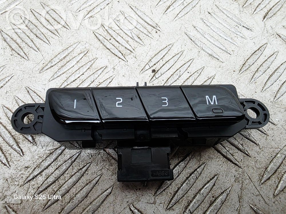 Volvo XC90 Seat memory switch 