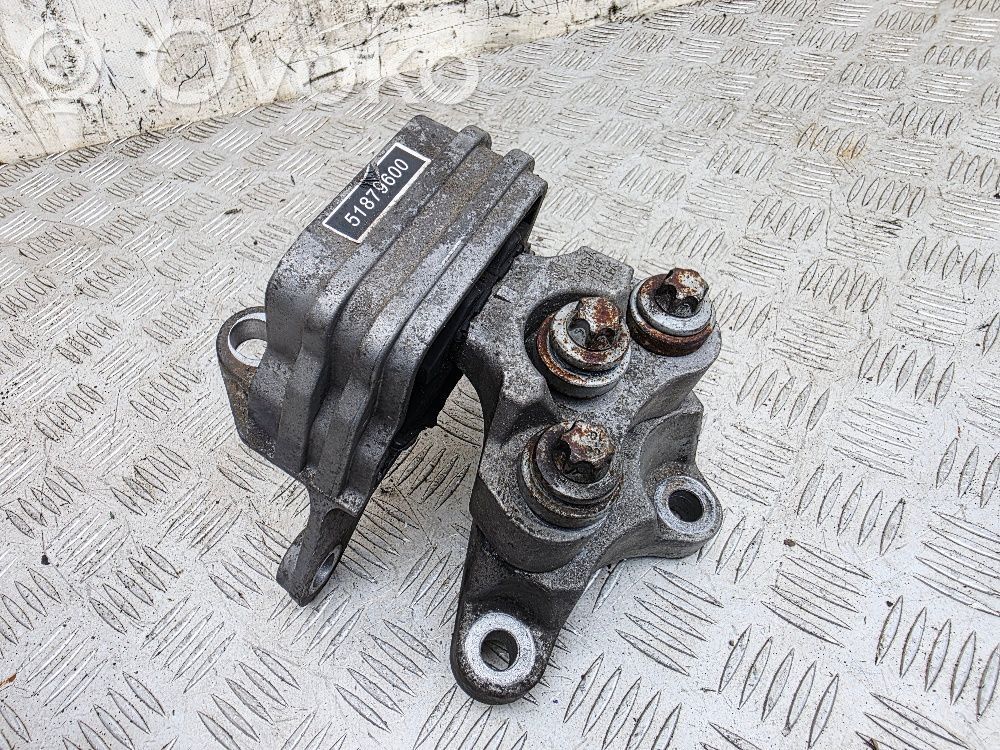 Alfa Romeo Giulietta Engine mount bracket 