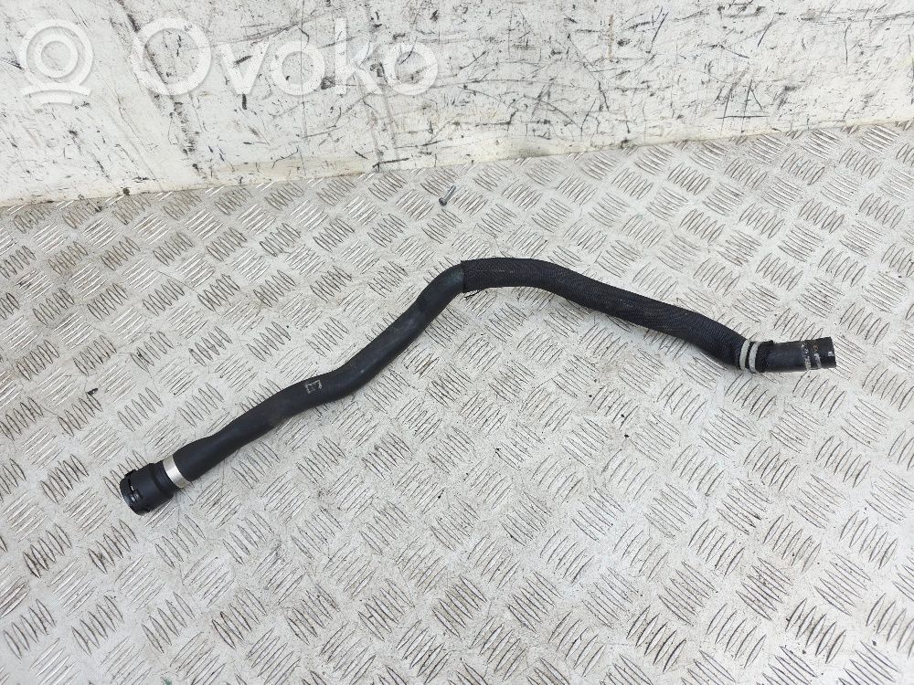 BMW 3 E92 E93 Engine coolant pipe/hose 
