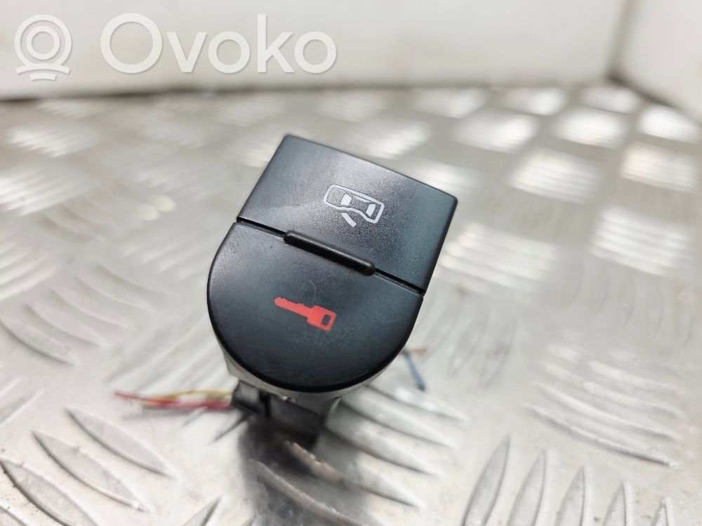 Audi TT Mk1 Central locking switch button 