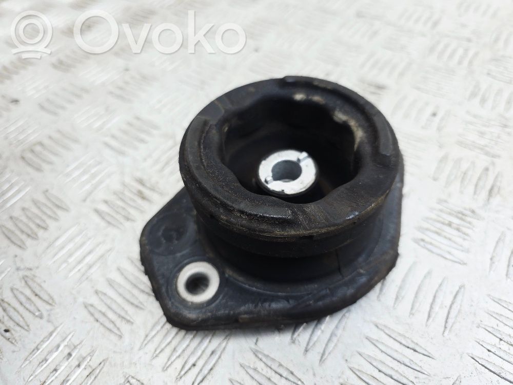 Volkswagen e-Golf Engine mount bracket 