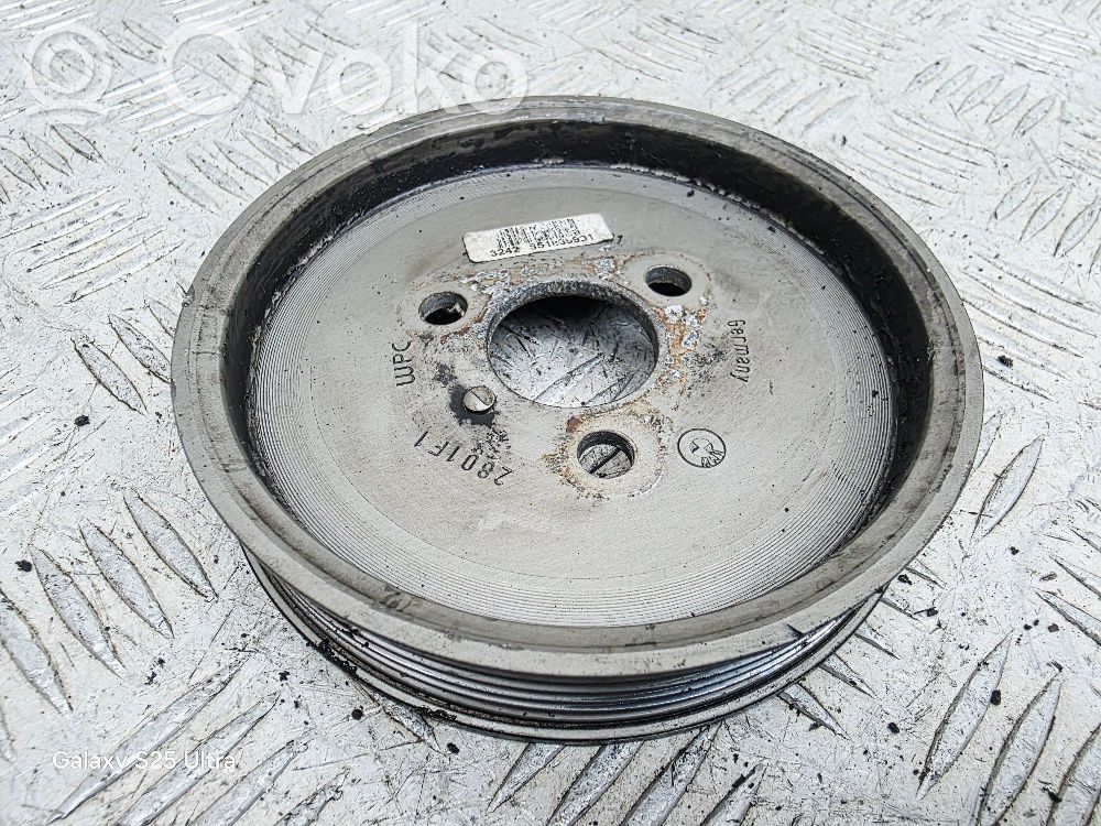 BMW 5 E60 E61 Power steering pump pulley 