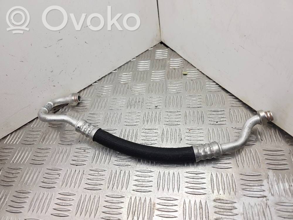Opel Mokka B Ilmastointilaitteen putki (A/C) 