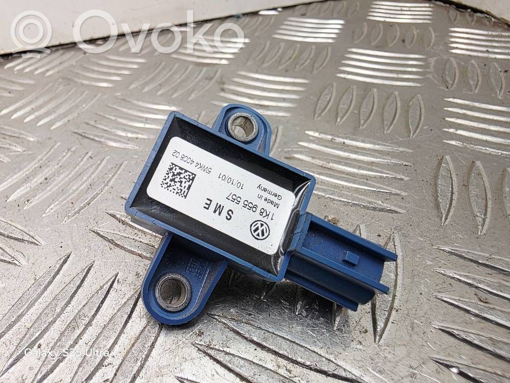 Volkswagen Scirocco Airbag deployment crash/impact sensor 