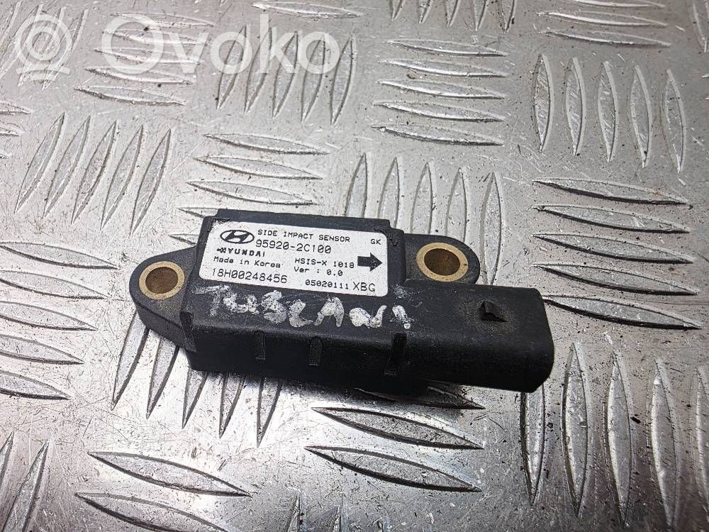Hyundai Coupe Airbagsensor Crashsensor Drucksensor 