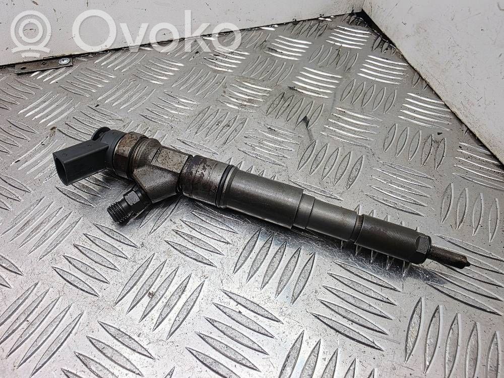 BMW 5 E60 E61 Fuel injector 