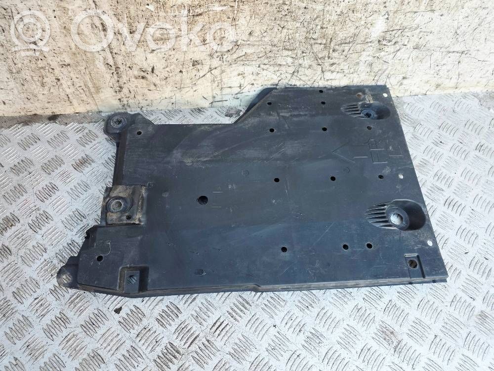 Toyota Auris E180 Apakšas aizsargs / panna 