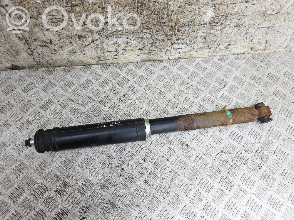 Toyota Auris E180 Amortyzator tylny 