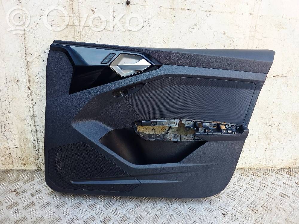 Audi A1 Front door card panel trim 