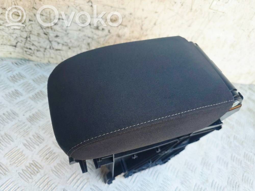 Volkswagen Golf VII Podłokietnik tunelu środkowego 