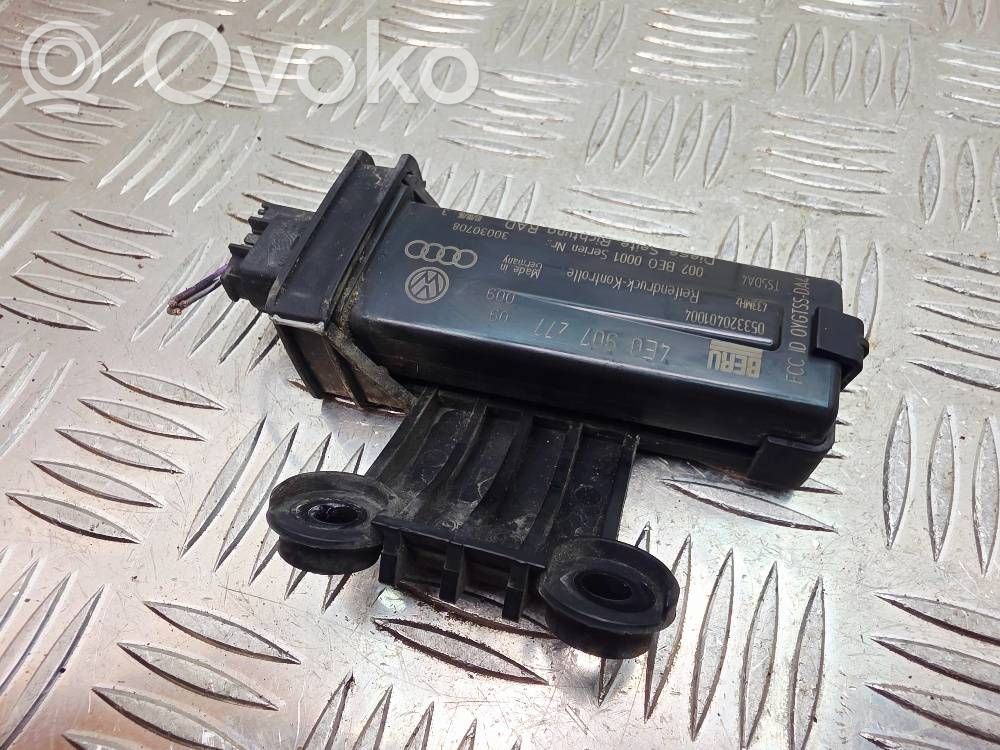 Audi A8 S8 D3 4E Tire pressure sensor 