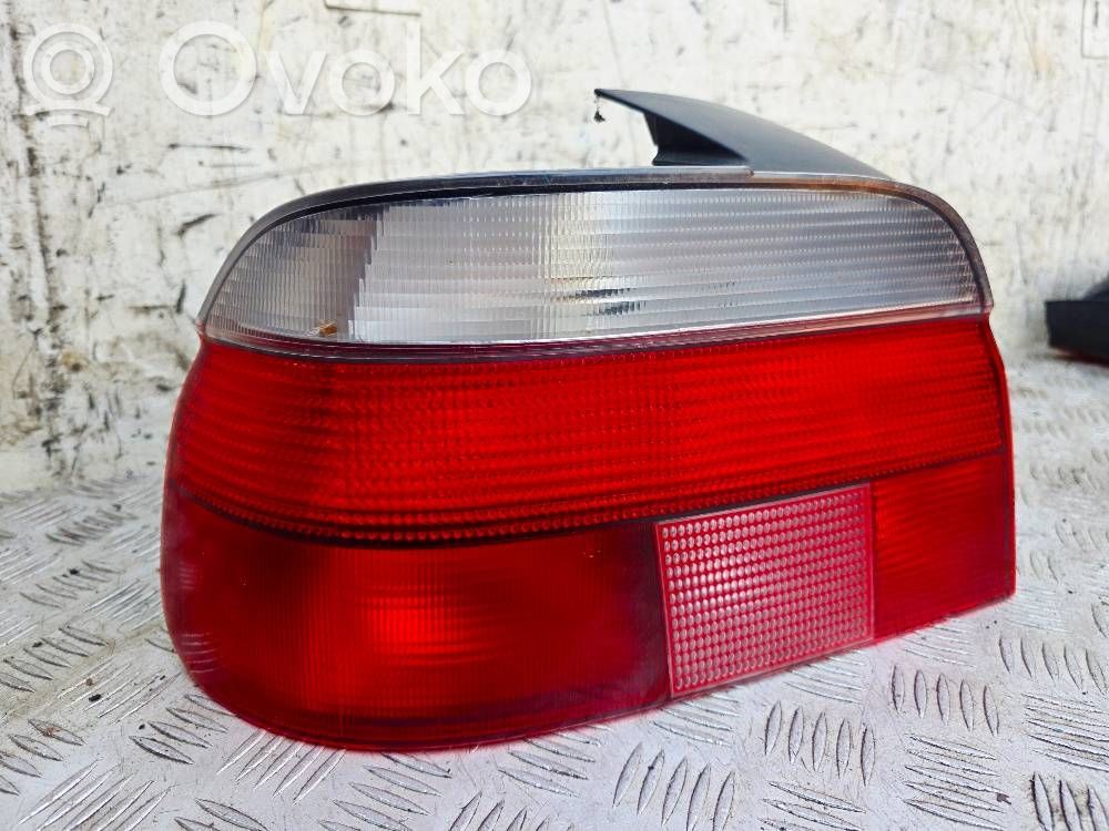 BMW 5 E39 Galinis žibintas kėbule 